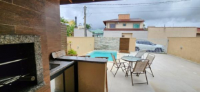 Linda casa no baln. Ponta do papagaio a 100m do mar